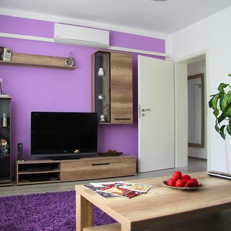 Geraeumige 4 Zimmer Wohnung An Den Kaiserthermen Trier Exterior foto