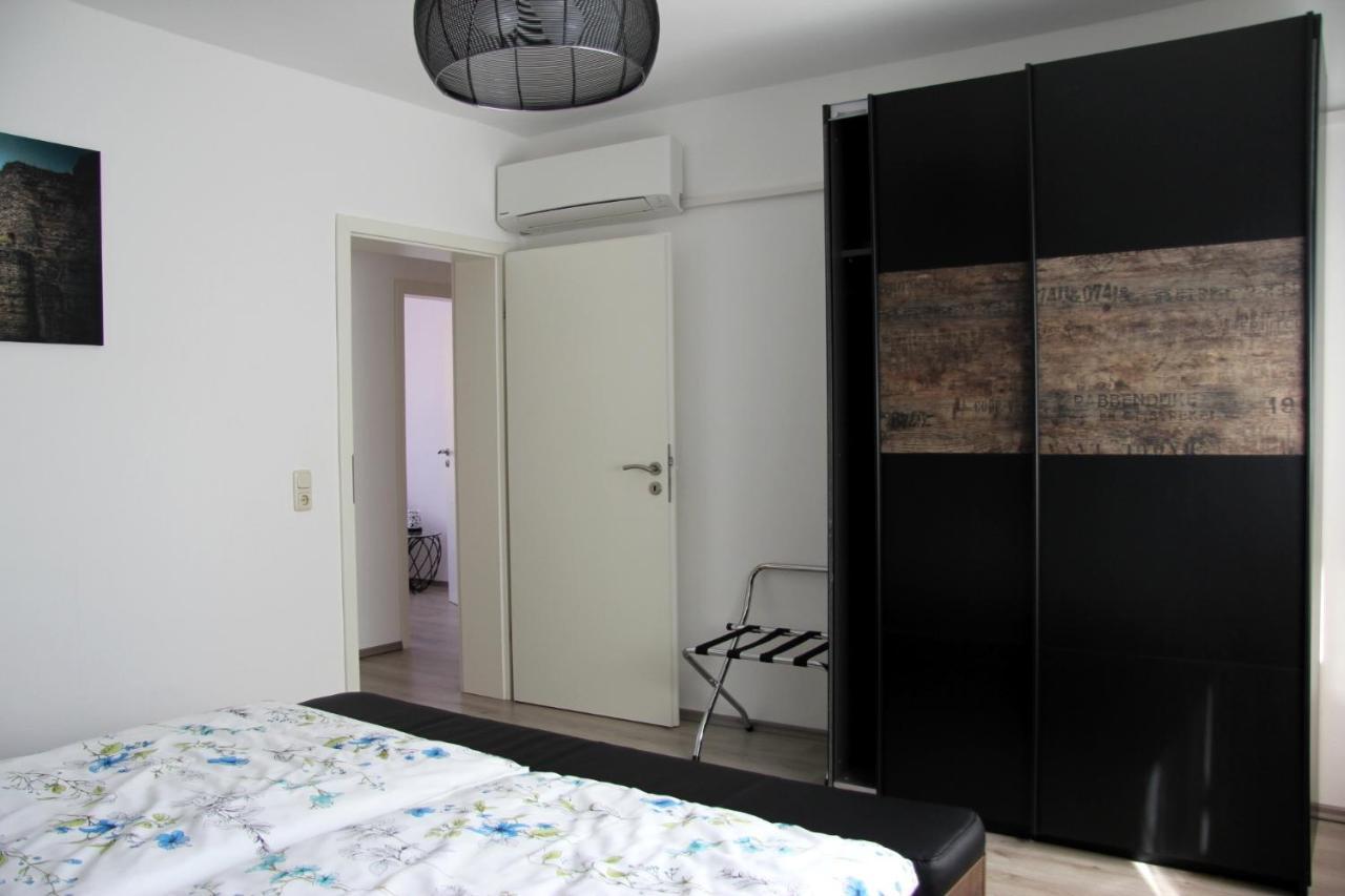 Geraeumige 4 Zimmer Wohnung An Den Kaiserthermen Trier Exterior foto