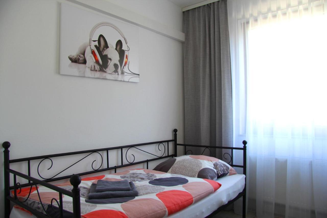 Geraeumige 4 Zimmer Wohnung An Den Kaiserthermen Trier Exterior foto